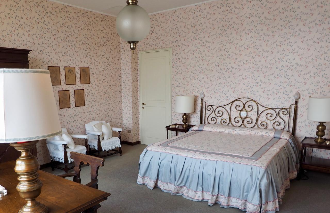 Casa Mondadori Bed & Breakfast Meina Luaran gambar